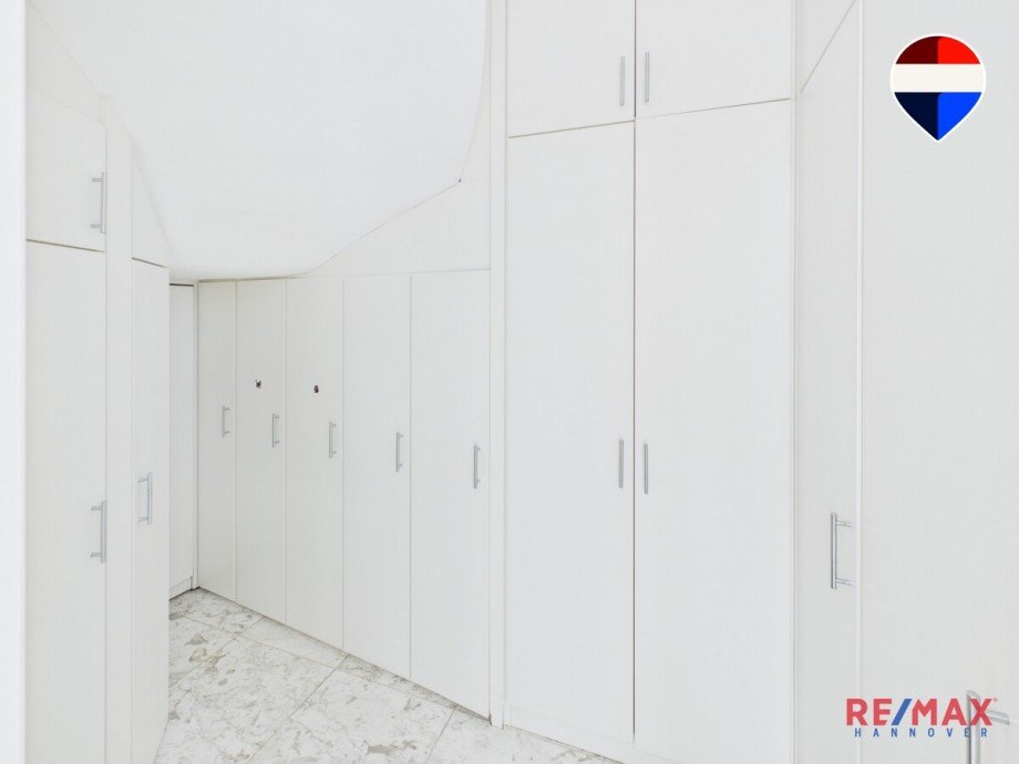 Garderobe Villa Hannover / Isernhagen-S�d