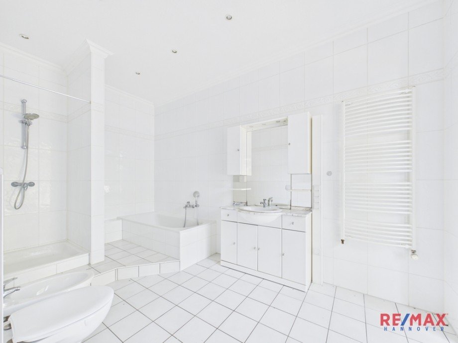 Haus 2 Bad Zimmer 1 Mehrfamilienhaus Neustadt am R�benberge