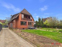 Hauptbild Zweifamilienhaus mit Balkon, Terrasse und gro�z�gigem Grundst�ck in ruhiger Lage in Laatzen!