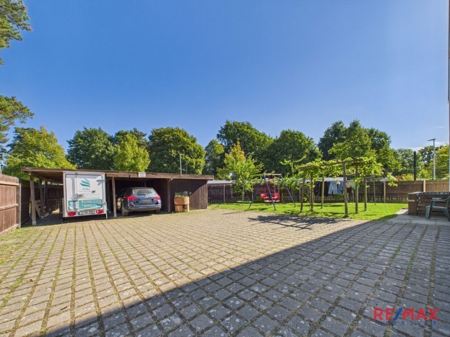 KFZ-Stellpl�tze Mehrfamilienhaus Hannover