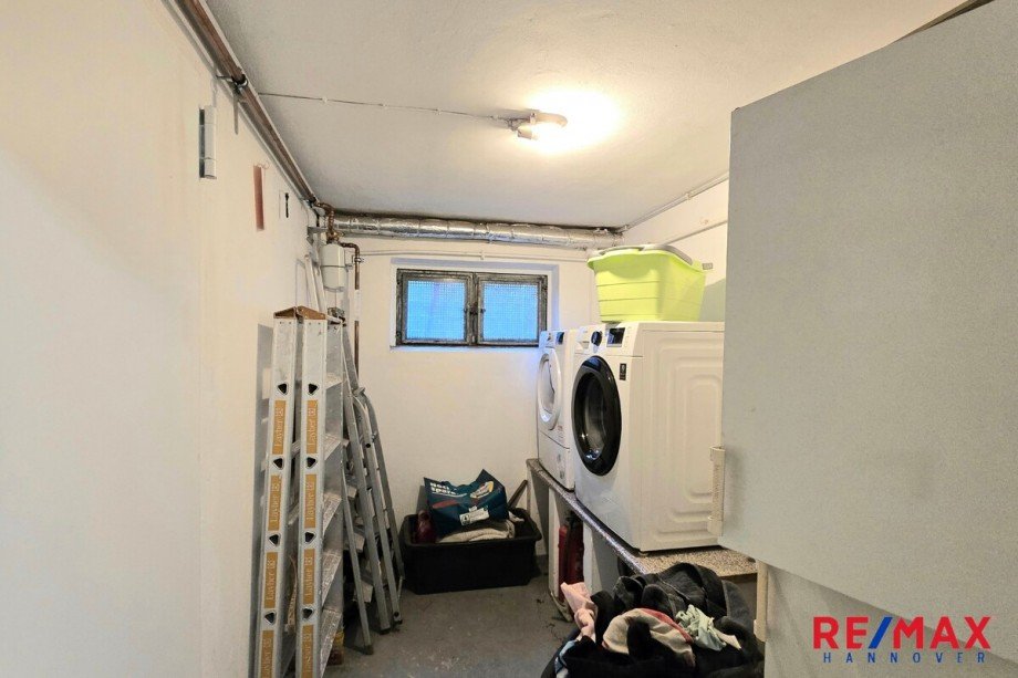 Keller Waschk�che Zweifamilienhaus Wedemark / Bissendorf