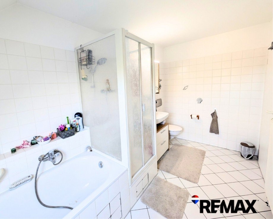 Badezimmer Dachgeschosswohnung Wunstorf