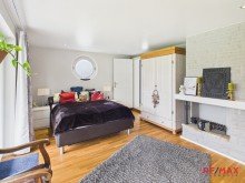 Schlafzimmer-EG Landhaus mit Neubau, Ferienwohnung, Wintergarten & Photovoltaik auf gro�em Grundst�ck