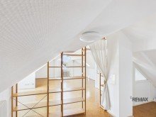 Studio aus der linken Perspektive Gro�z�giges Reihenmittelhaus in gefragter Lage der Marienburger H�he
