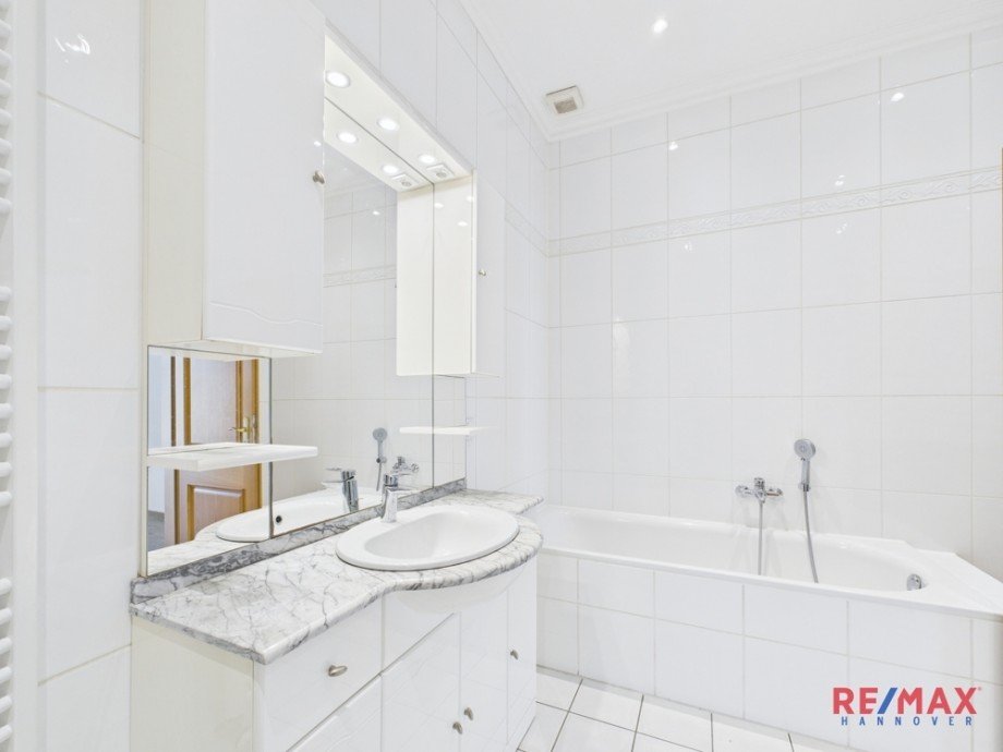 Haus 3 Badezimmer Mehrfamilienhaus Neustadt am R�benberge