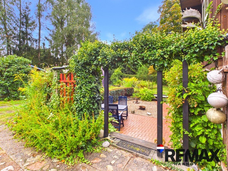 Blick zur Terrasse Einfamilienhaus Unterl��