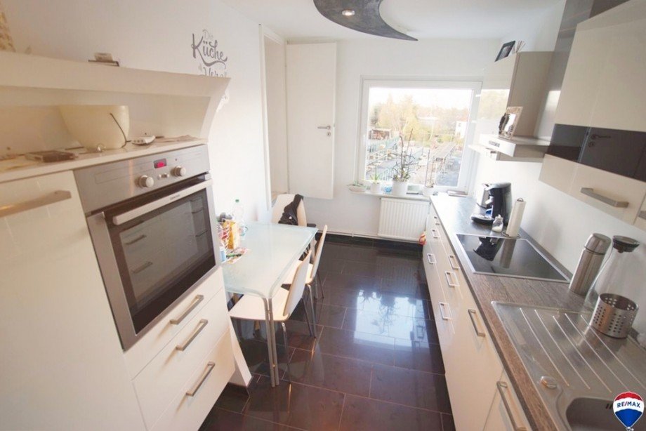 DG-Wohnung-K�che Mehrfamilienhaus Langenhagen