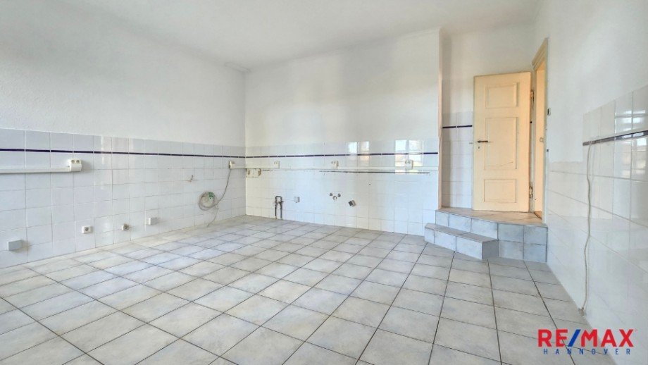 Haus 1 K�che EG Mehrfamilienhaus Neustadt am R�benberge