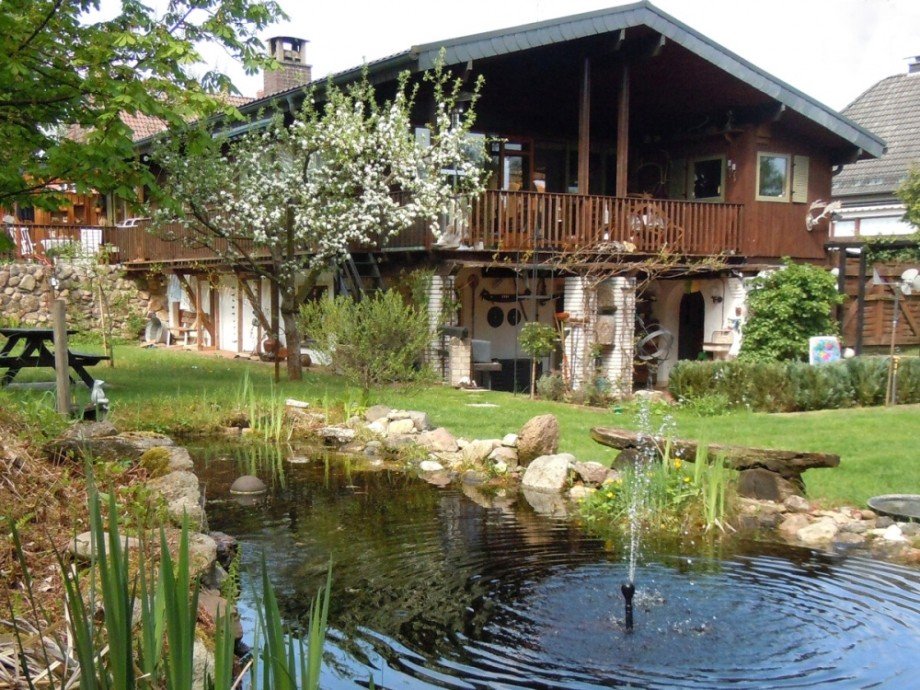 Ansicht Sommer Einfamilienhaus Unterl��