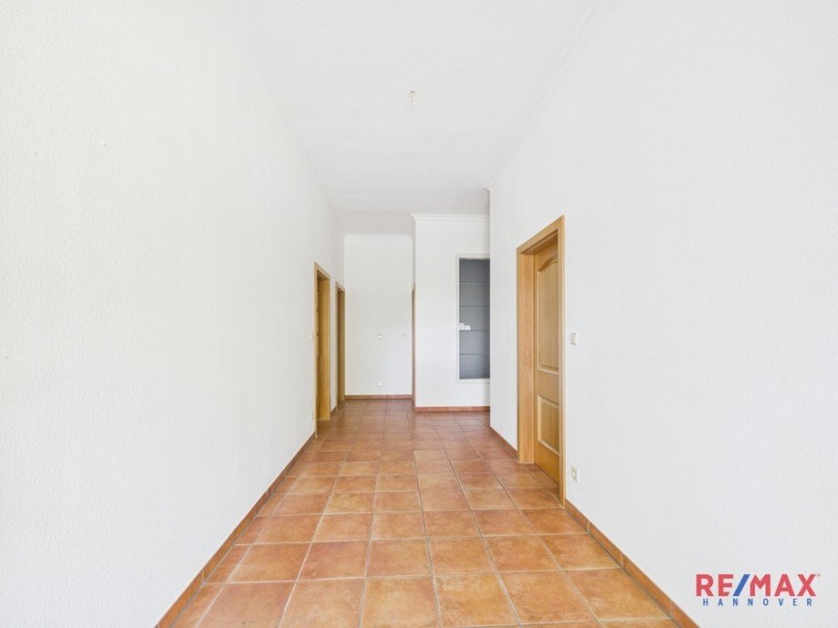 Haus 3 Flur Mehrfamilienhaus Neustadt am R�benberge