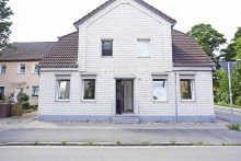 Hausansicht Gewerbefl�che mit ca. 156 qm in Ricklingen - Ideal als Verkaufsfl�che oder B�ro