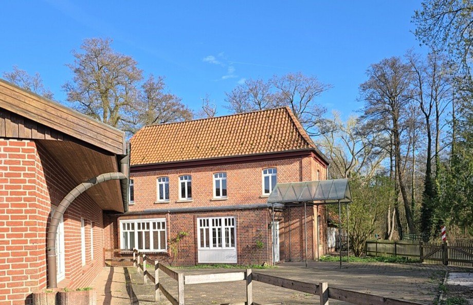 Haus 1 Mehrfamilienhaus Neustadt am R�benberge
