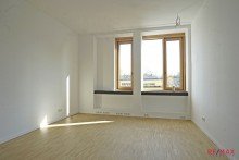Raum 1 RE/MAX vermietet: Moderne B�rofl�che f�r stilles Gewerbe in Hannover-D�hren
