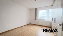 Schlafzimmer Laatzen am Leine-Center: 5.OG, 3,5 Zimmer, 86m�, 2 Balkone, Keller, Garage, vermietet
