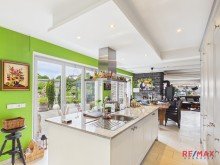 K�che-EG Landhaus mit Neubau, Ferienwohnung, Wintergarten & Photovoltaik auf gro�em Grundst�ck