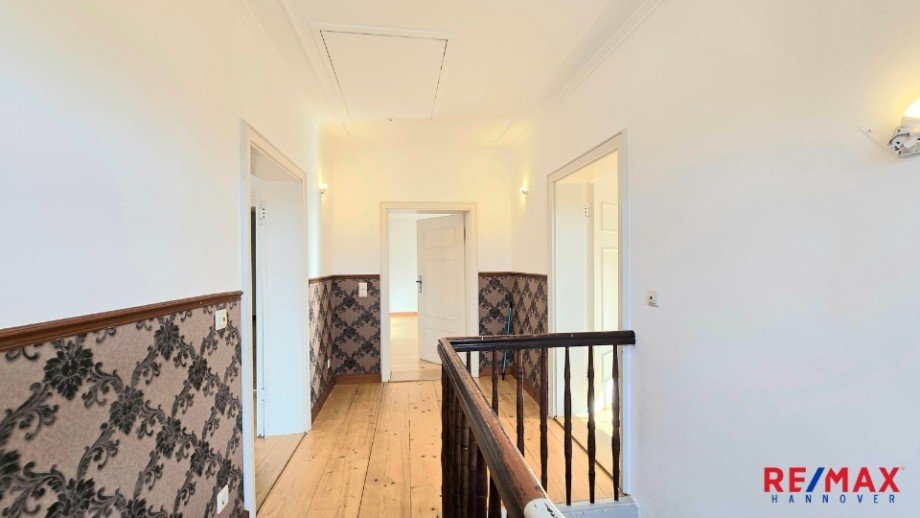 Haus 1 Flur OG Mehrfamilienhaus Neustadt am R�benberge