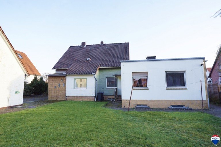 Ansicht Garten Hohne Einfamilienhaus Familienidyll im Gr�nen: Viel Platz, neue Heizung (04/26) & perfekte Bedingungen f�r Mehrgenerationenwohnen!