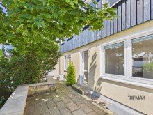 Au�enansicht der Terrasse und Fassade Gro�z�giges Reihenmittelhaus in gefragter Lage der Marienburger H�he