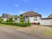 Hauptbild Gepflegtes 2-Familienhaus in Lindwedel - voll unterkellert mit Garage