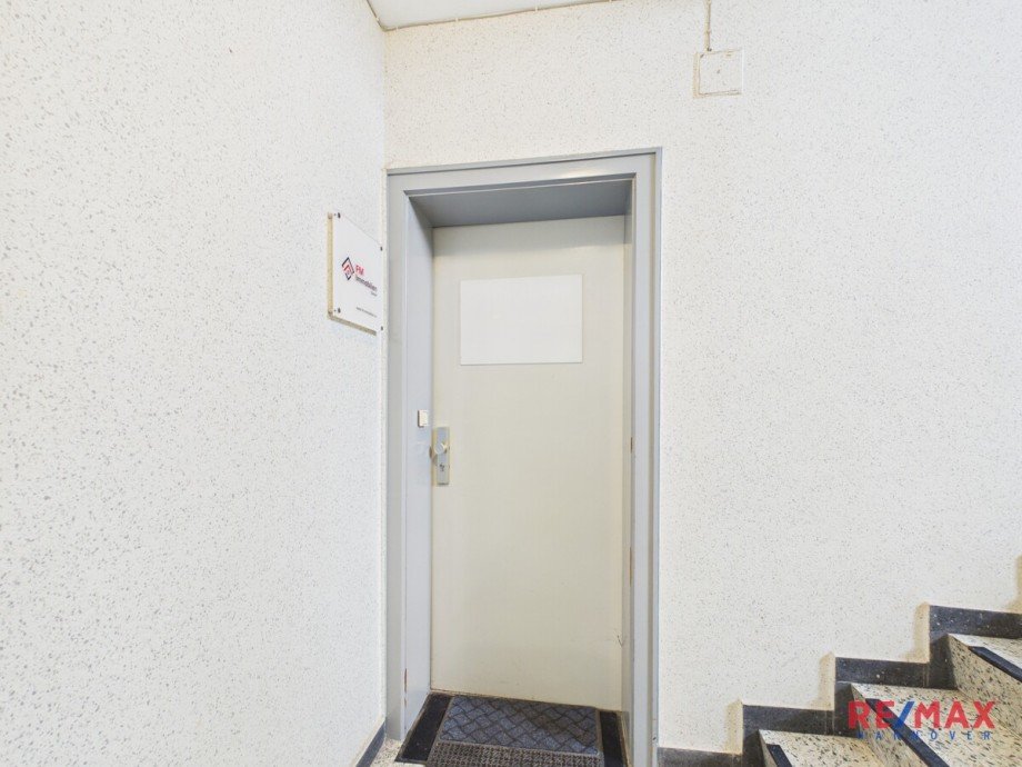 Eingangst�r B�rofl�che Springe