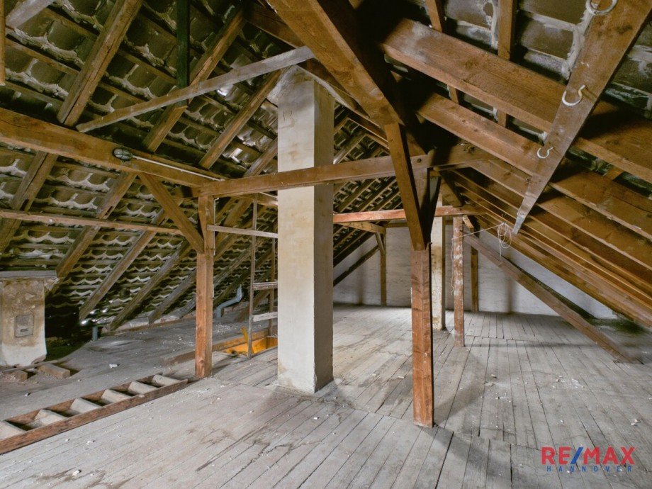 Dachboden Mehrfamilienhaus Lehrte