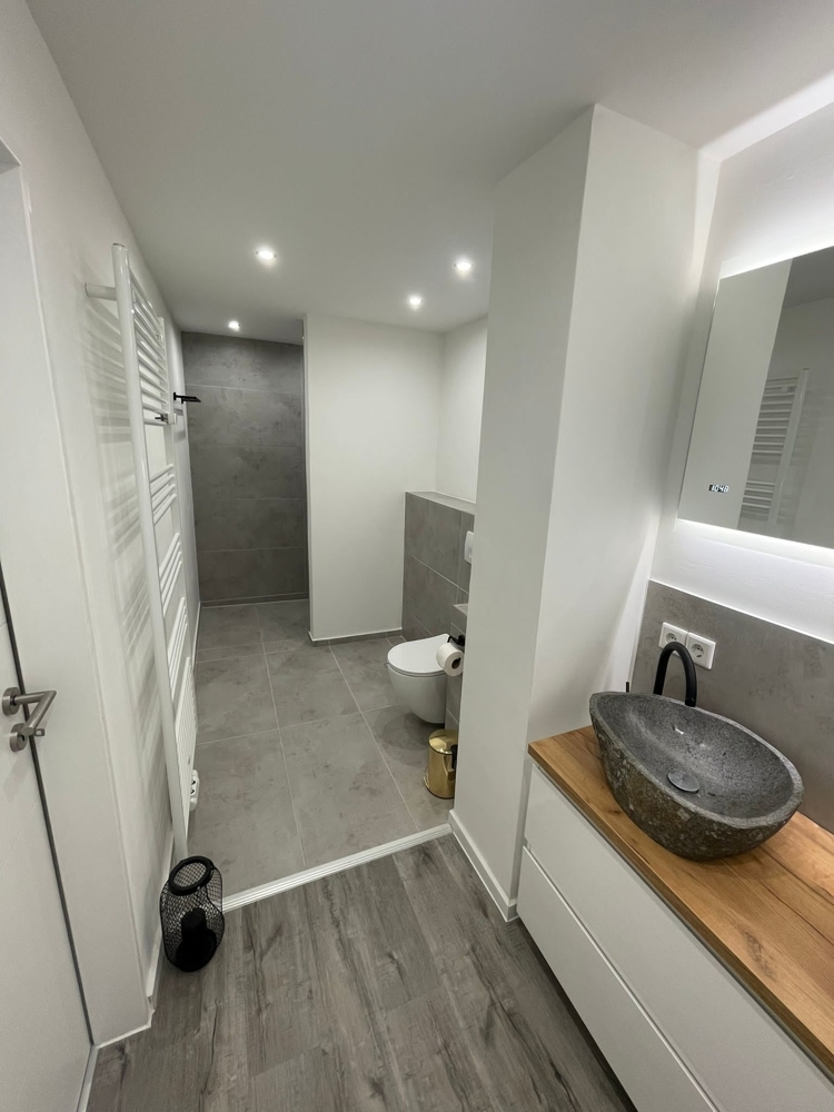 Badezimmer Ansicht Etagenwohnung D�sseldorf