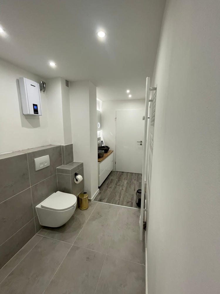 2.Badezimmer Ansicht Etagenwohnung D�sseldorf