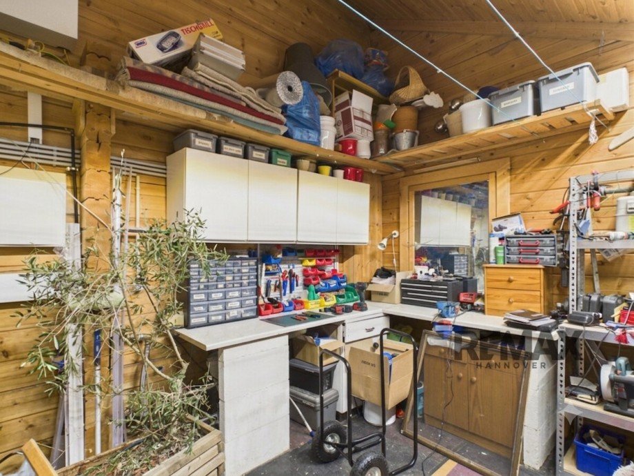 Werkstatt (KI-generiert) Einfamilienhaus Bad Grund (Harz)