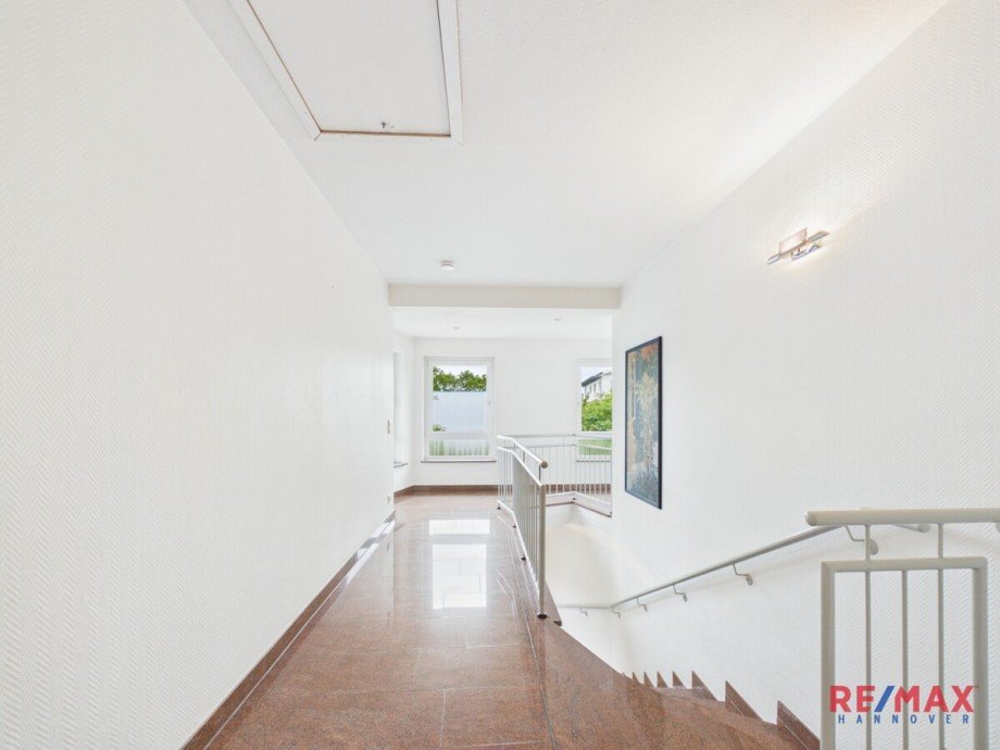 Eingangsbereich B�rohaus Garbsen / Berenbostel