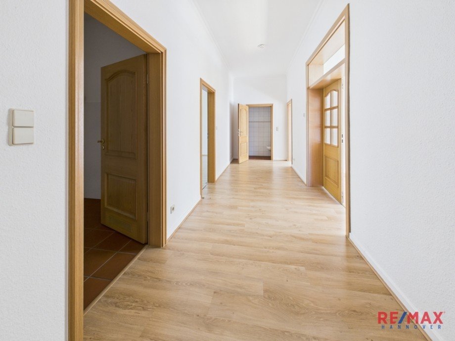 Haus 2 Flur Mehrfamilienhaus Neustadt am R�benberge