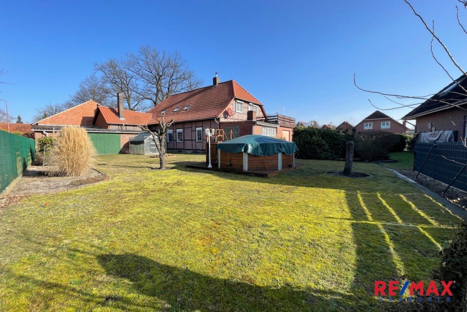 Garten Zweifamilienhaus Burgwedel