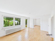 Wohnzimmer mit Zugang zur Terrasse Gro�z�giges Reihenmittelhaus in gefragter Lage der Marienburger H�he