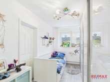Kinderzimmer OG Charmante Doppelhaush�lfte in ruhiger Wohnlage