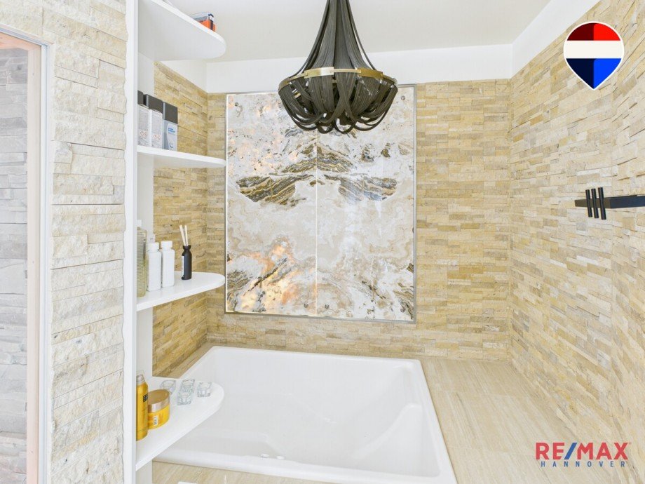 Whirlpool Villa Hannover / Isernhagen-S�d