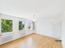 Zimmer im 1. Stock links  Richtung Westen Gro�z�giges Reihenmittelhaus in gefragter Lage der Marienburger H�he