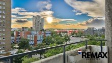 Blick vom Balkon Attraktive Kapitalanlage in Laatzen, Leine-Center: 5.OG, 3,5 Zimmer, 86m�, 2 Balkone, Keller, Garage
