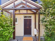 Eingangsbereich Gro�z�giges Reihenmittelhaus in gefragter Lage der Marienburger H�he