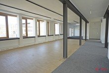 Gro�raum RE/MAX vermietet: Moderne B�rofl�che f�r stilles Gewerbe in Hannover-D�hren