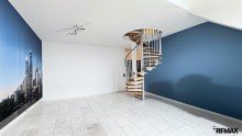 Wohnzimmer Helle Maisonette-Wohnung �ber den D�chern von Anderten - 4 Zimmer, EBK, Keller, Studio