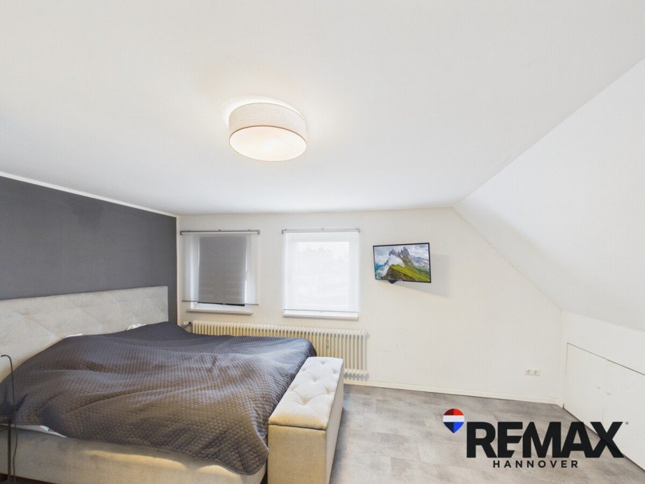 Schlafzimmer DG Reihenendhaus Ronnenberg