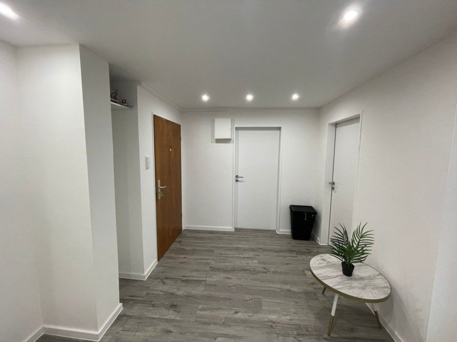 Flur Ansicht Etagenwohnung D�sseldorf