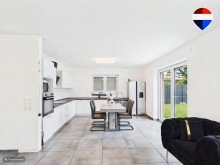 offene Einkaufk�che Neuwertige Doppelhaush�lfte mit sonniger Terrasse und Garten!