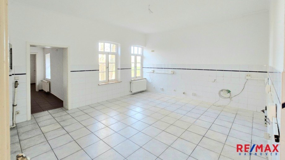 Haus 1 K�che 2 EG Mehrfamilienhaus Neustadt am R�benberge