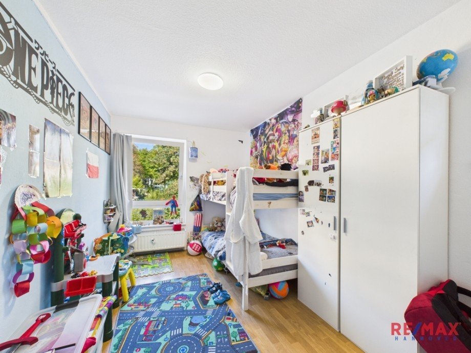 Kinderzimmer (EG links) Mehrfamilienhaus Hannover