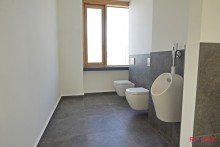 WC Herren RE/MAX vermietet: Moderne B�rofl�che f�r stilles Gewerbe in Hannover-D�hren