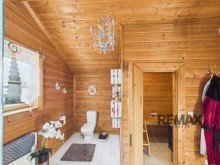 Badezimmer OG (2) Blockholzhaus Idylle mit Pool, Kamin & Sauna: Dein t�gliches Urlaubsgef�hl