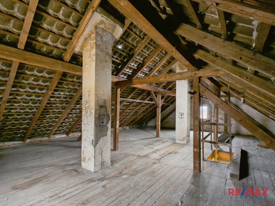 Dachboden Mehrfamilienhaus Lehrte