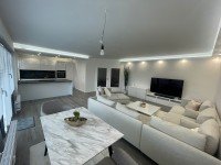Hauptbild Traumhafte Wohnung mit Einbauk�che, TG-Stellplatz und 2 Balkonen!